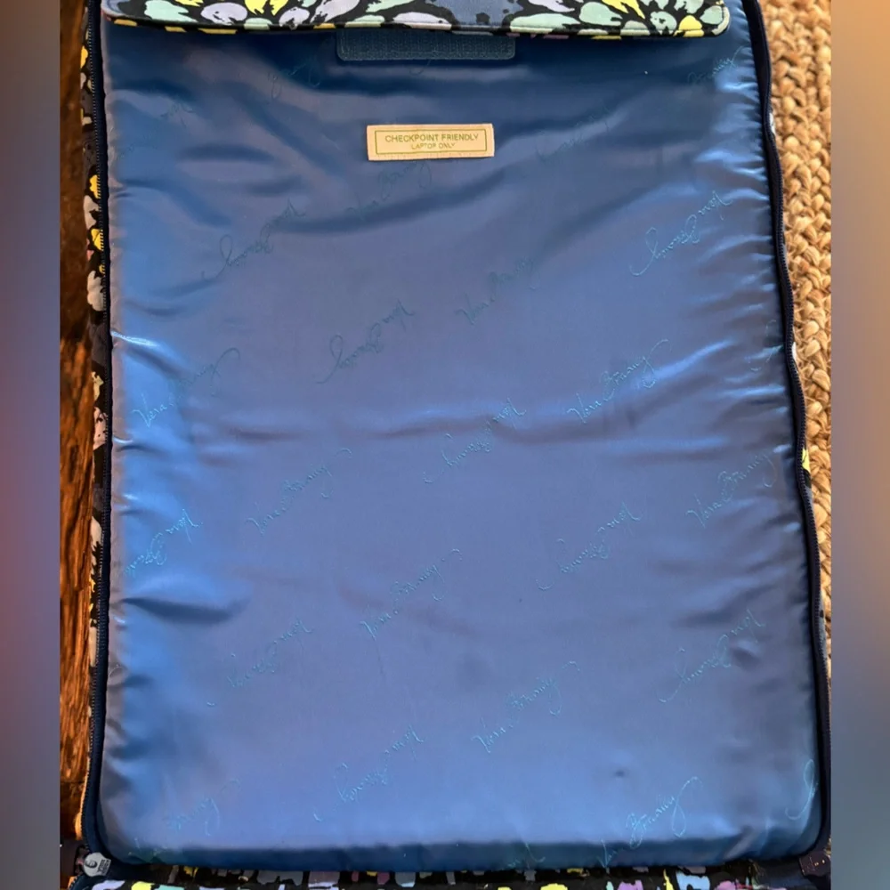 Vera Bradley Indigo Pop Floral Laptop Bag  Checkpoint‎ friendly NWT